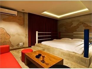 Red Horse Resort Паттайя Экстерьер фото